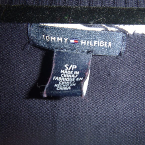 Tommy Hilfiger sweater - Picture 2 of 3